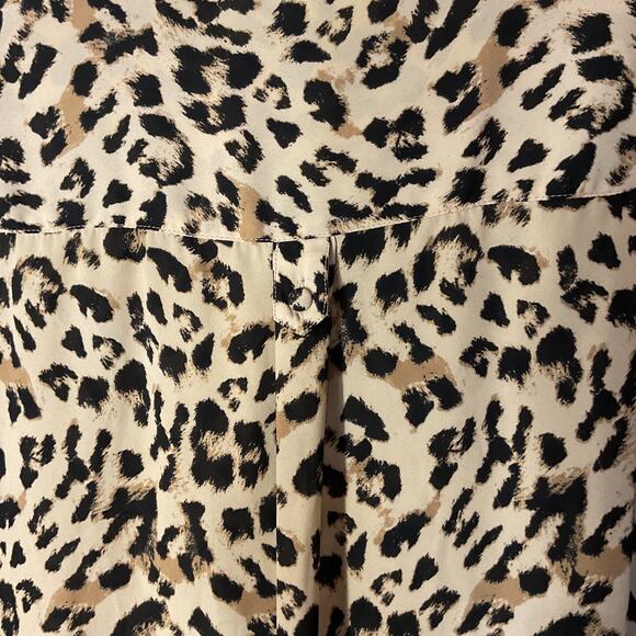 Torrid Georgette Leopard Print Long Sleeve Flap Pockets Blouse O - Picture 5 of 8